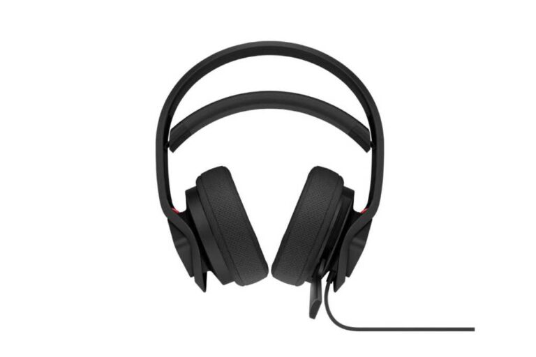 HP’s $150 gaming headset actively cools your ears. Get it for $35