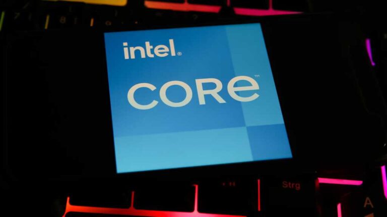 Intel Downfall: Severe flaw in billions of CPUs leaks passwords, more