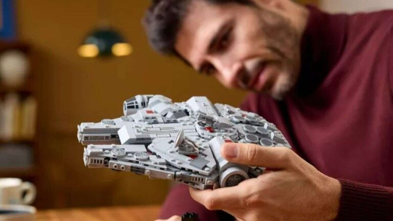 Lego Star Wars 25th Anniversary Sets Revealed – Millennium Falcon, R2-D2, And More